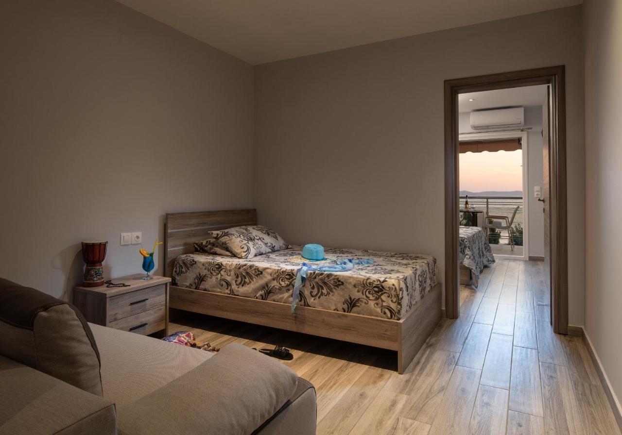 Sunset Studios - Suites With Seaview & Back Side Apartements Toroni Dış mekan fotoğraf