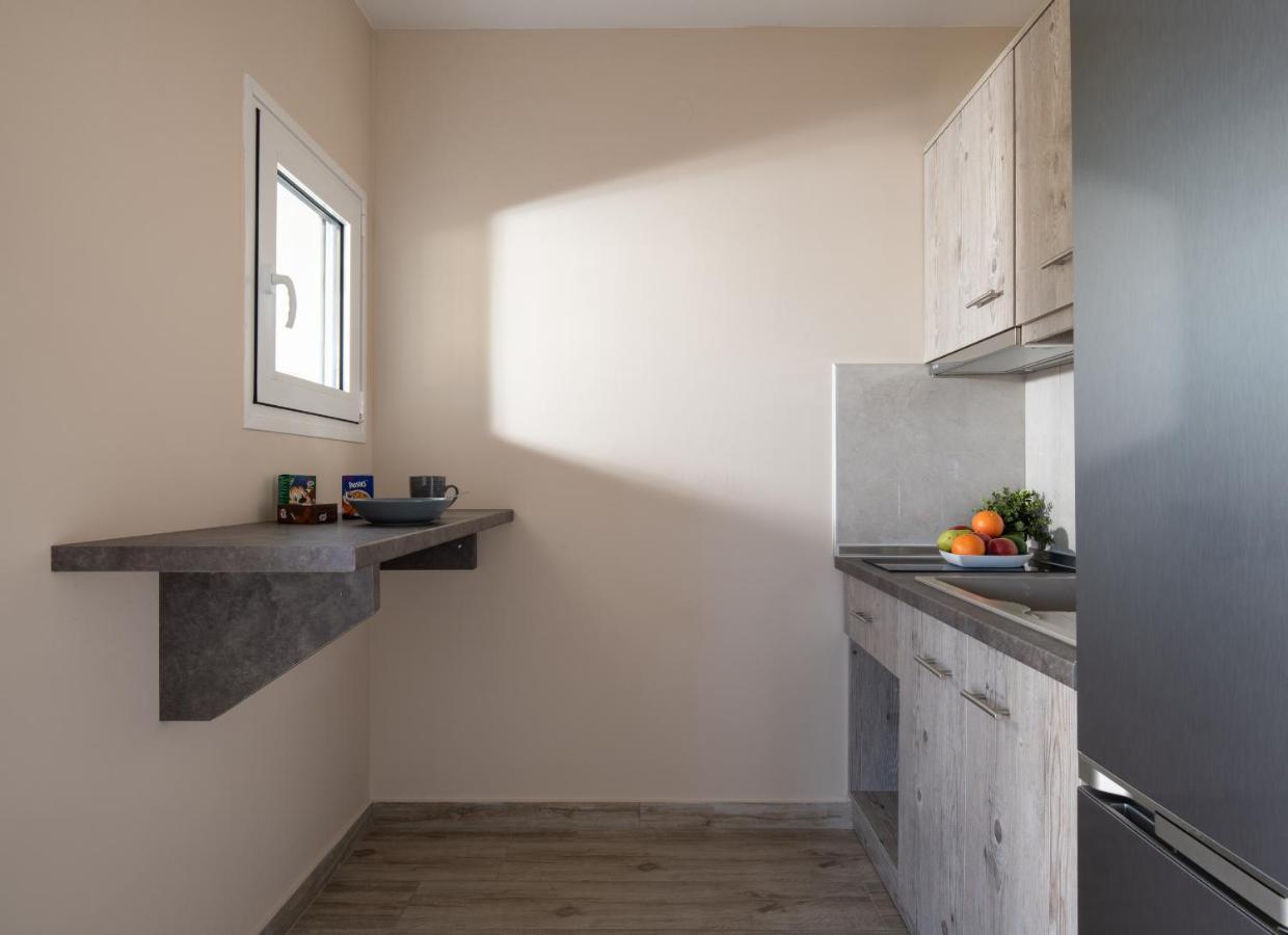 Sunset Studios - Suites With Seaview & Back Side Apartements Toroni Dış mekan fotoğraf