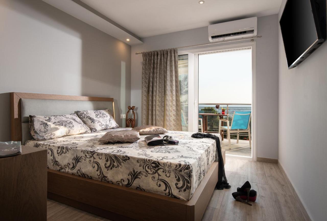 Sunset Studios - Suites With Seaview & Back Side Apartements Toroni Dış mekan fotoğraf