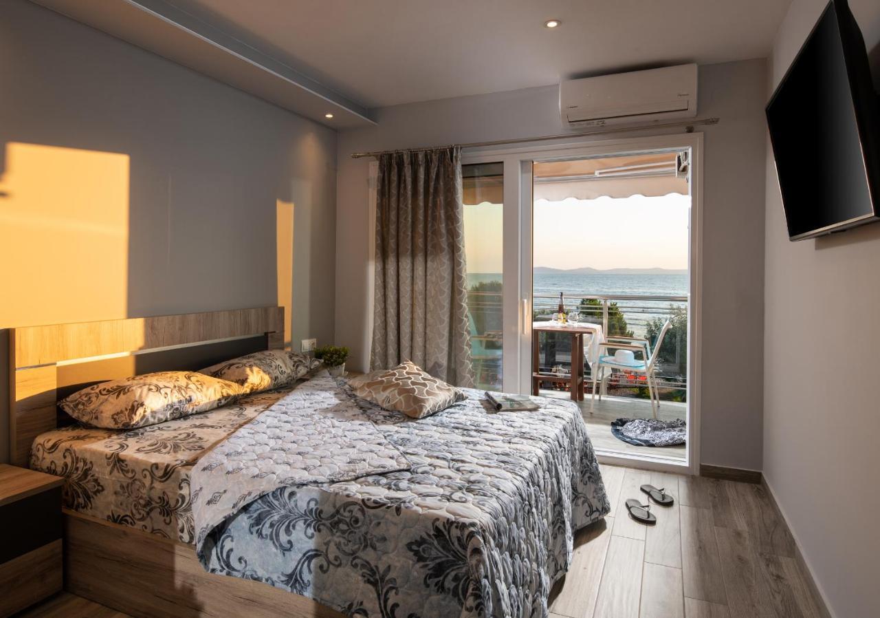Sunset Studios - Suites With Seaview & Back Side Apartements Toroni Dış mekan fotoğraf