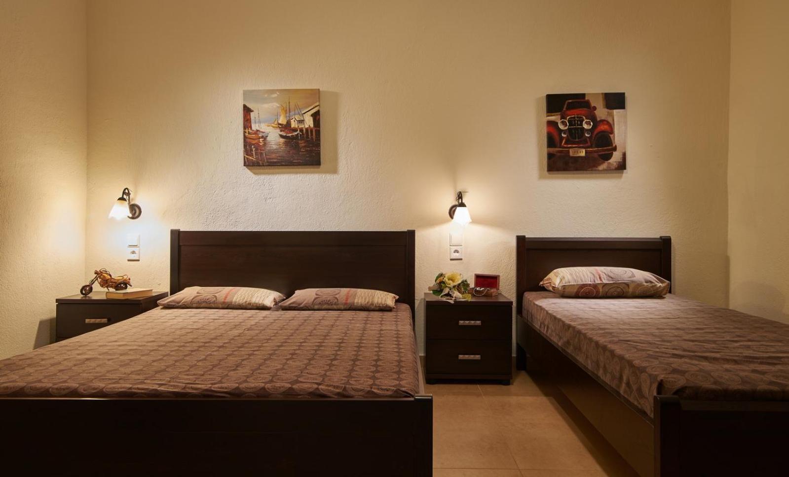 Sunset Studios - Suites With Seaview & Back Side Apartements Toroni Dış mekan fotoğraf